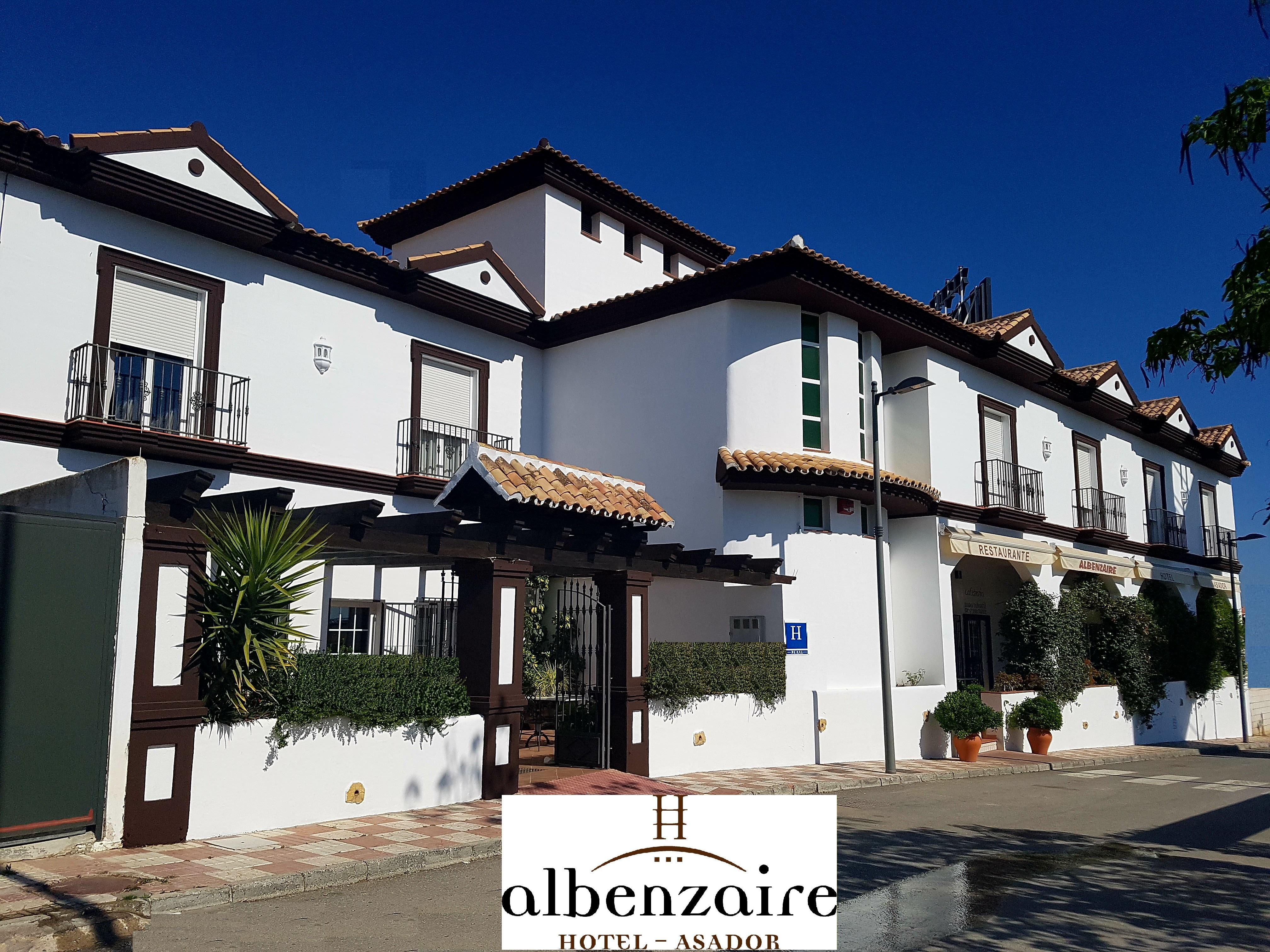 Albenzaire Hotel Asador Fuensanta  Екстер'єр фото